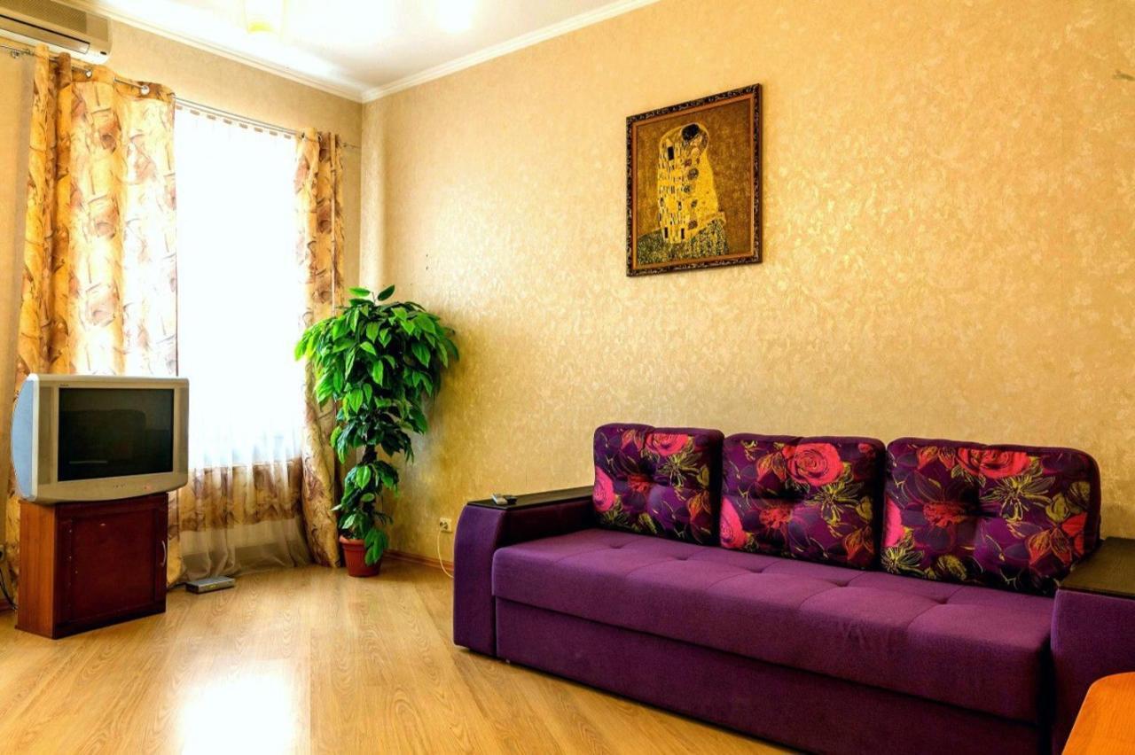 Large Apartment In The Center Dnipro Eksteriør bilde
